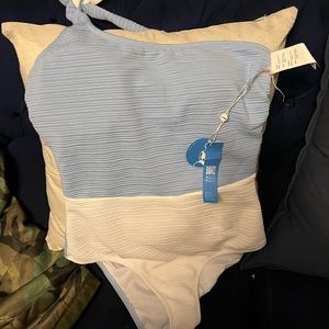 BNWT cupshe one piece swimwear size S